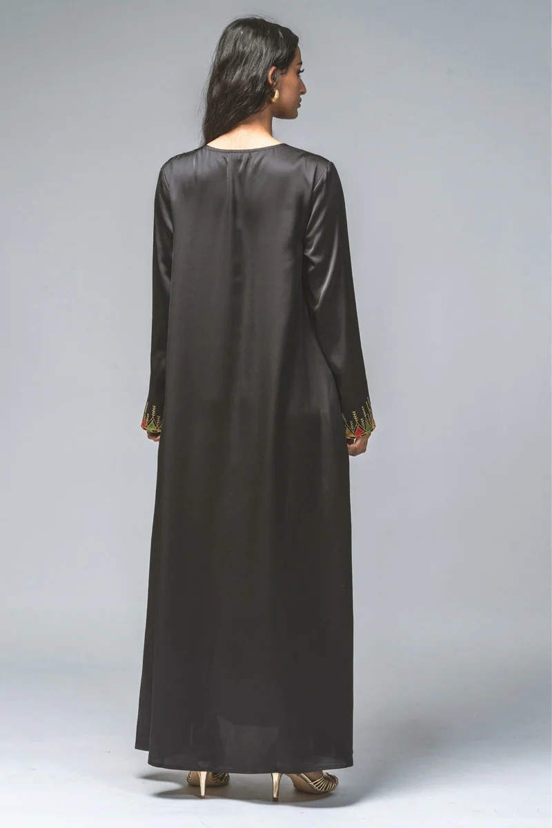 فستان ماكسي بتطريز تراثي - Image 3
