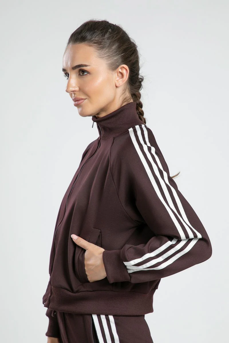 جاكيت نسائي رياضي قصير بأكمام طويلة - Image 2