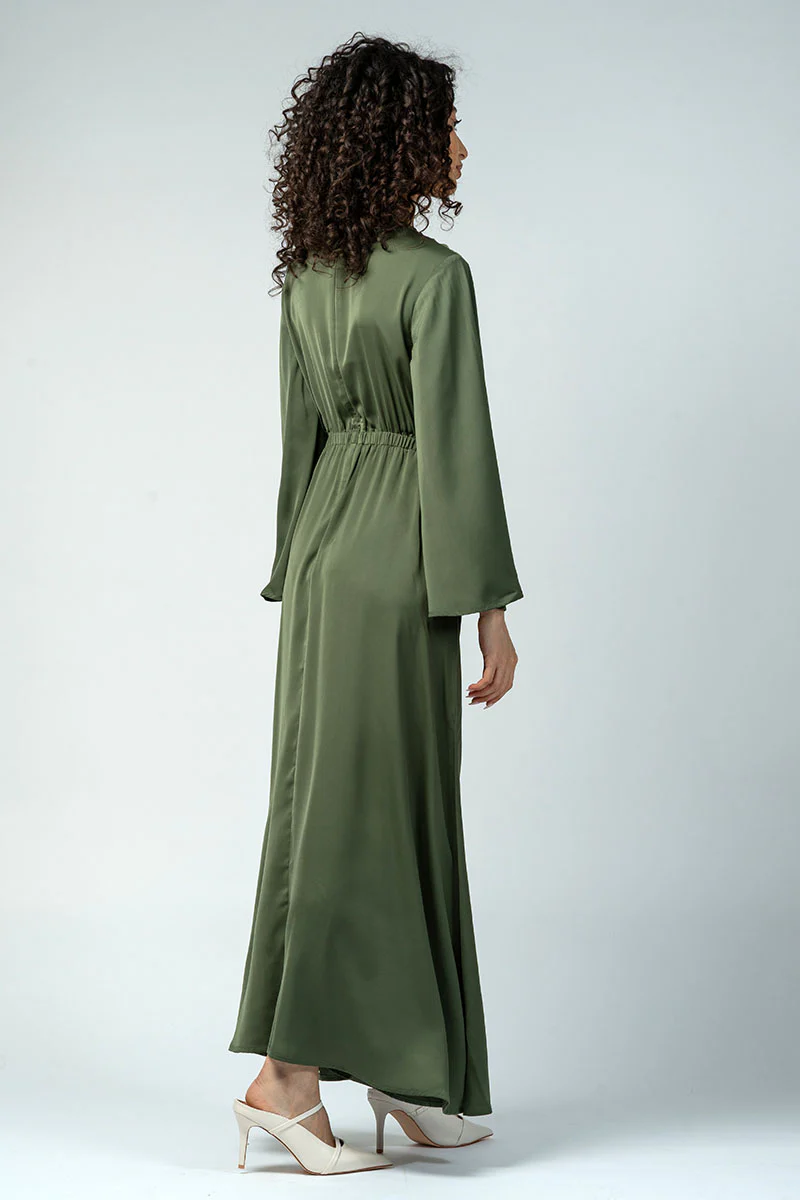 فستان طويل بتفاصيل طيات - Image 3