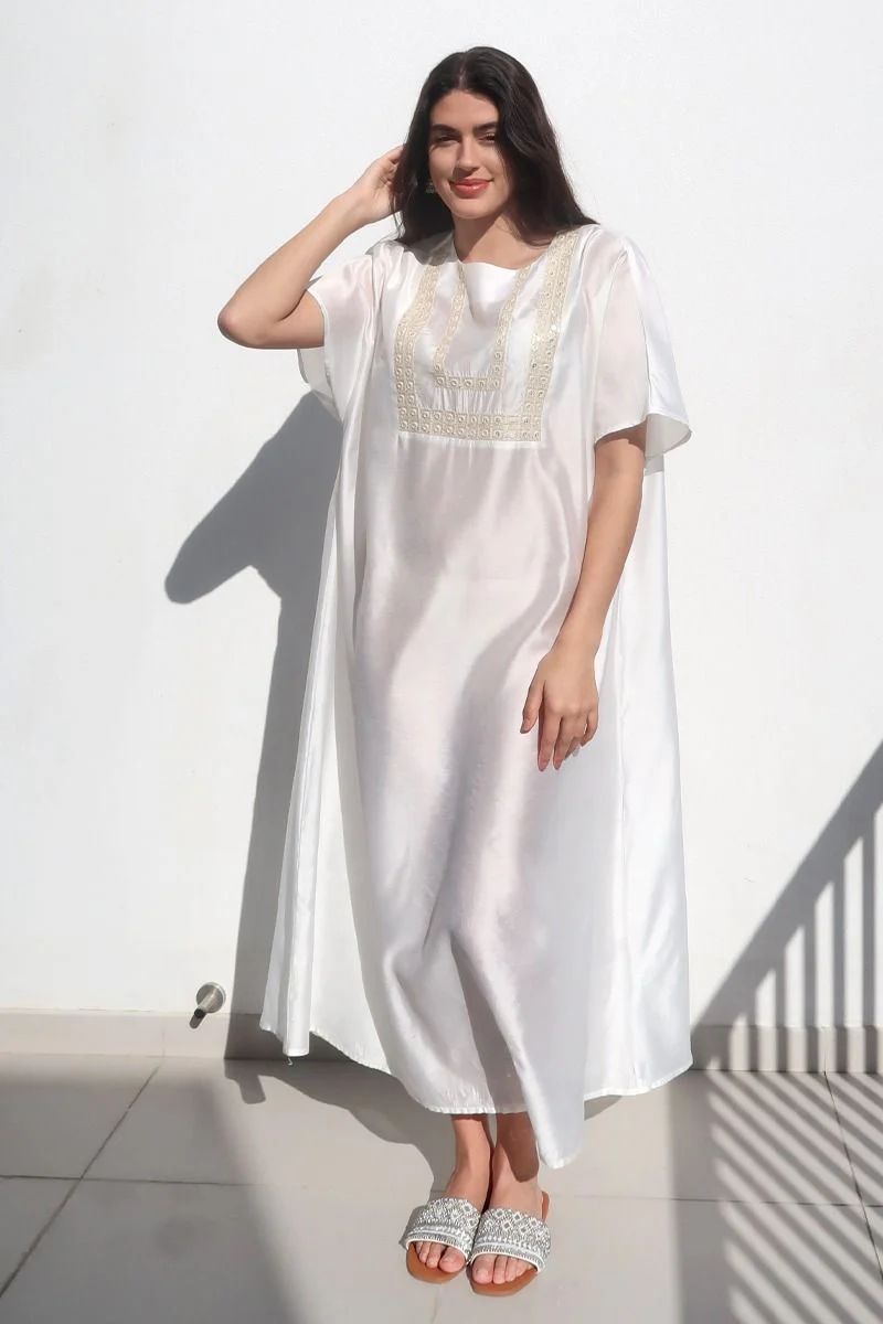 جلابية نسائية ماكسي بتطريز