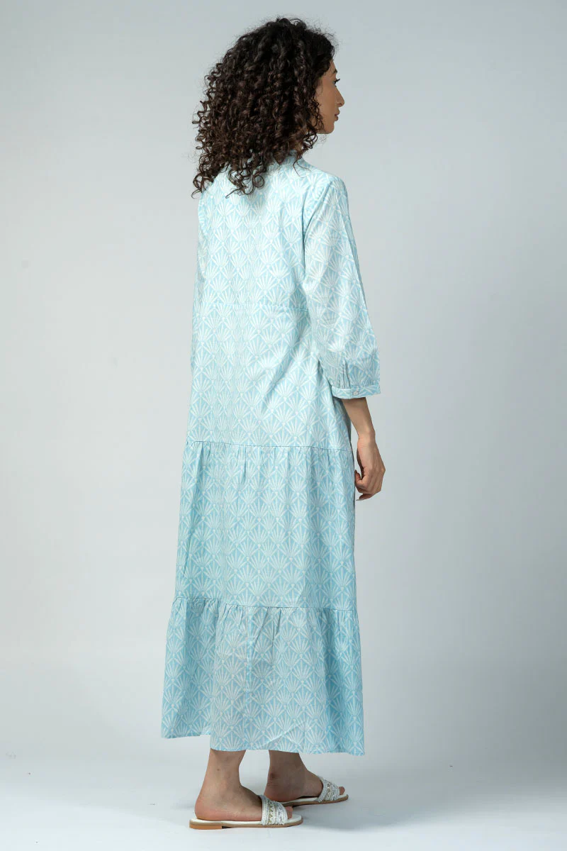جلابية نسائية بطبعة ورباط عند الياقة - Image 19