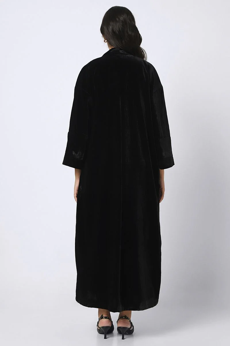 عباية خروج نسائية مخمل بلون موحد - Image 3