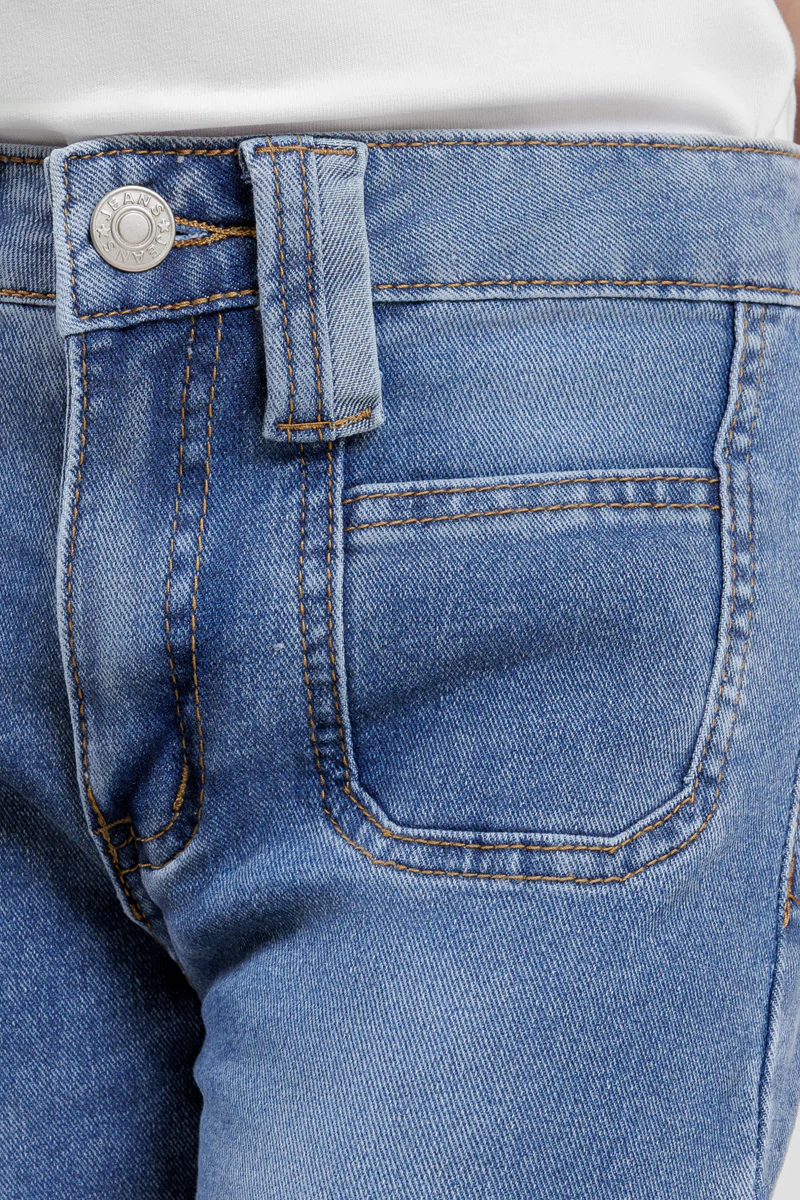 بنطلون جينز بقصة مستقيمة - Image 4