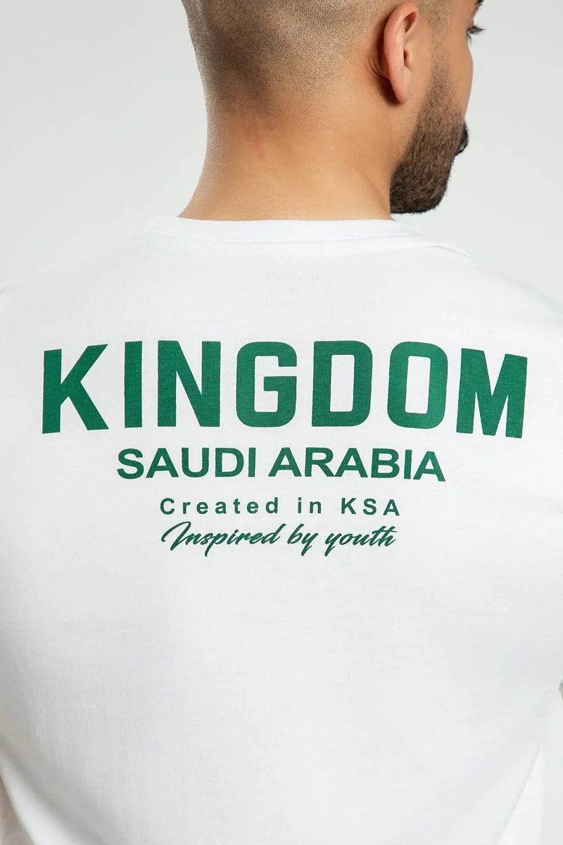 تيشيرت مستدام للجنسين بطبعات مستوحاة من روح السعودية - Image 15