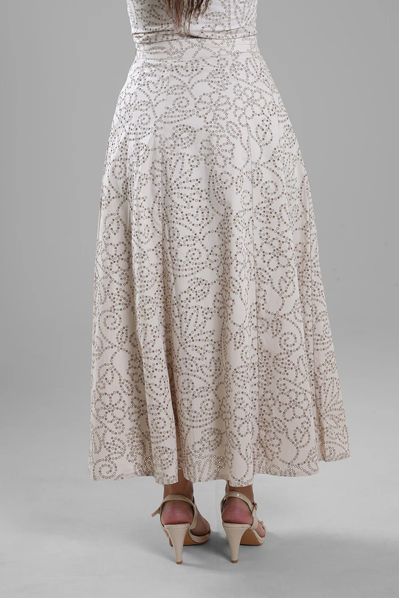 تنورة نسائية طويلة مزينة بالترتر - Image 4